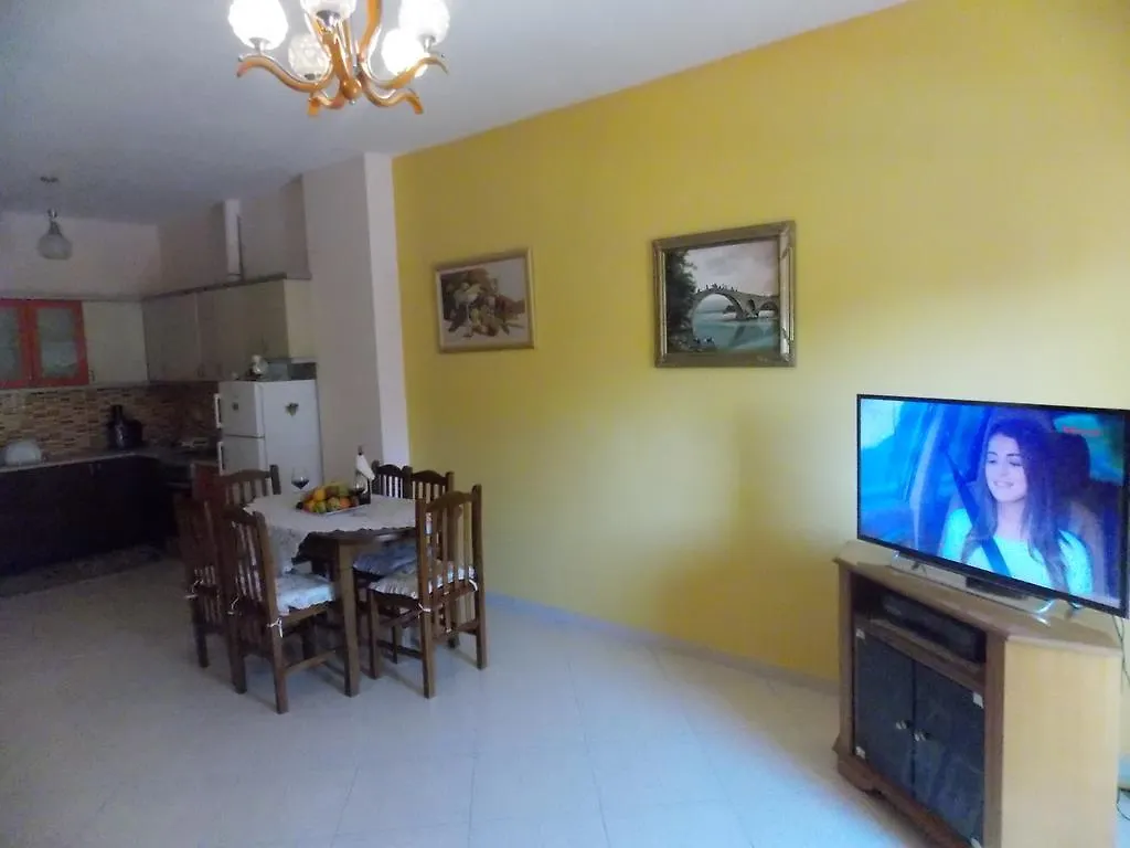 Bledi Apartments Σαράντα 0*,